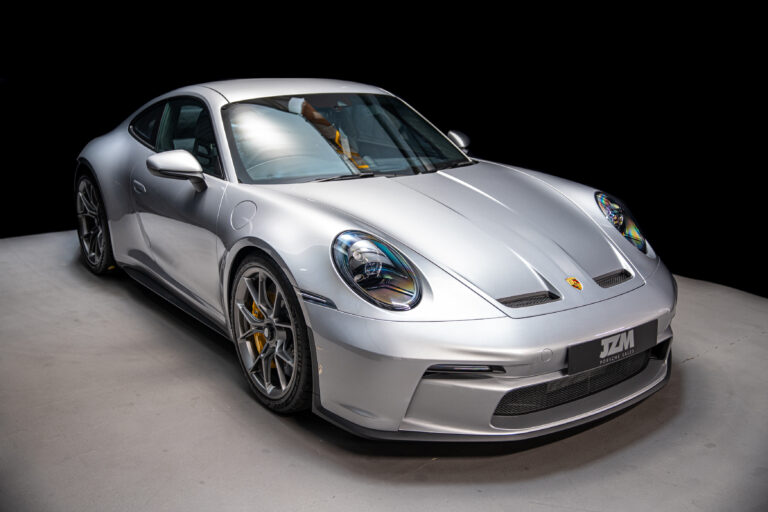 Porsche 911 GT3-2022-GT Silver Metallic 