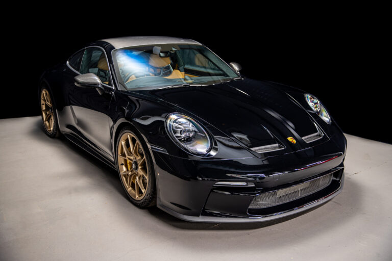 Porsche 911 GT3-2022-Solid Black