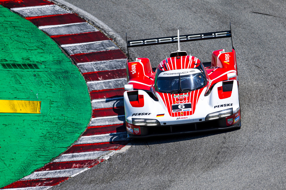 Podium for Porsche Penske Motorsport, victory in the GTD class